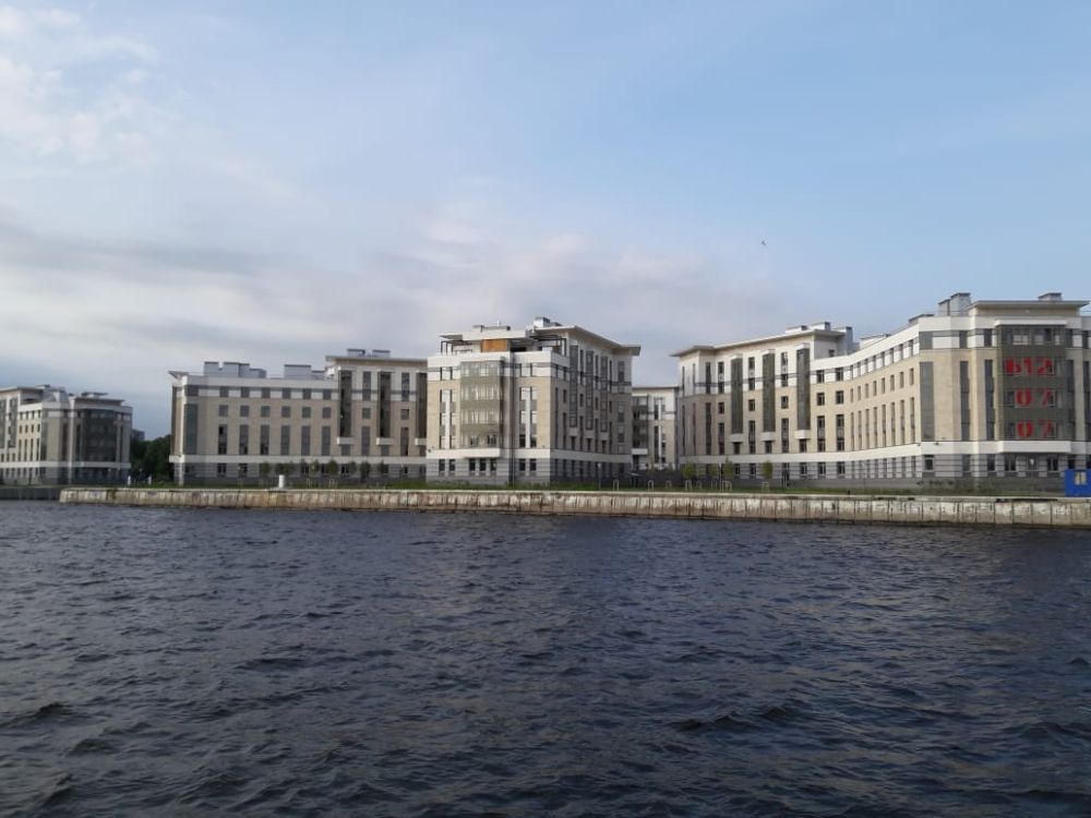 Яхт-клуб с рестораном появится в элитном ЖК на берегу Невы в Санкт-Петербурге