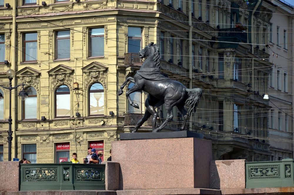Набережную напротив Аничкова дворца отремонтируют в Санкт-Петербурге