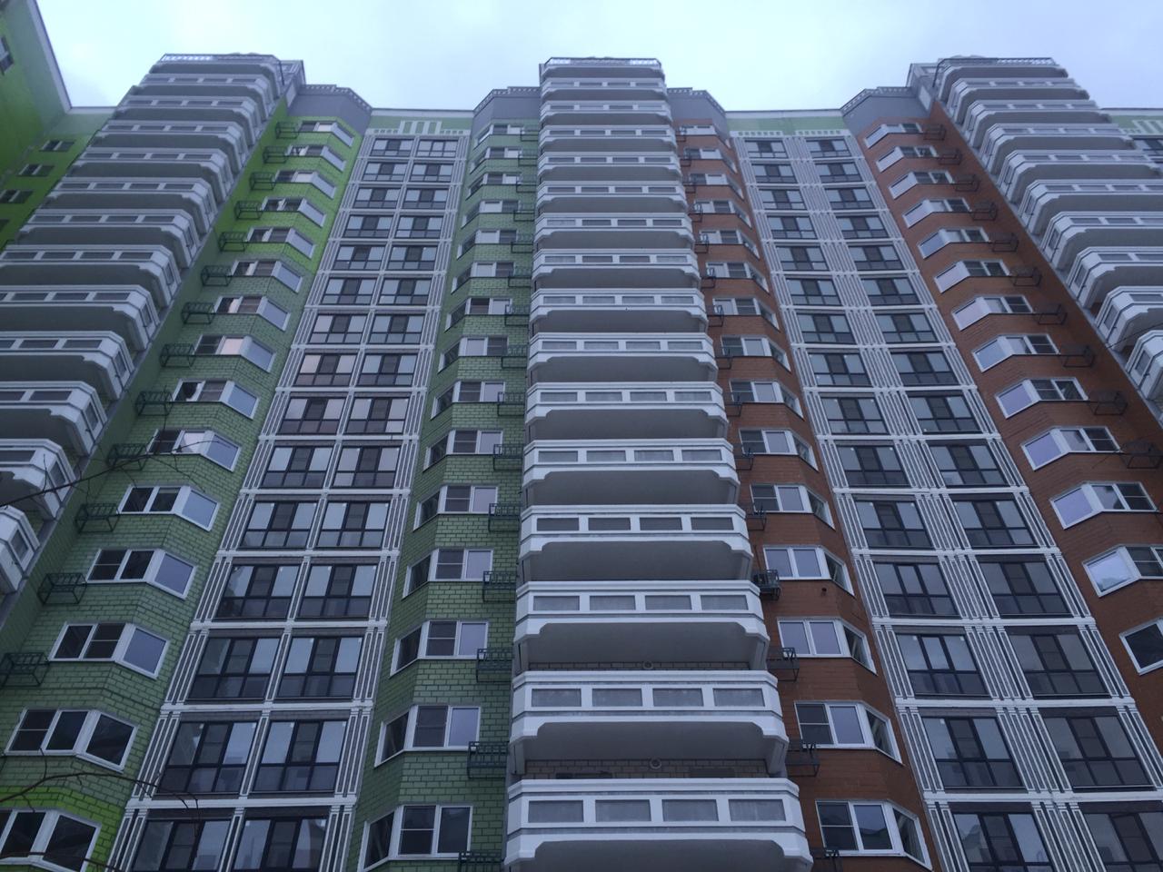 Более 230 домов проектируется и строится в Москве по программе реновации
