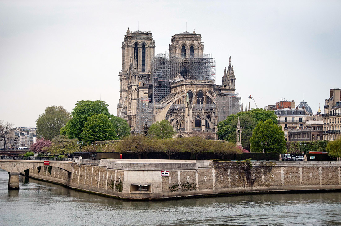 Угроза обрушения Собора Парижской Богоматери сохраняется