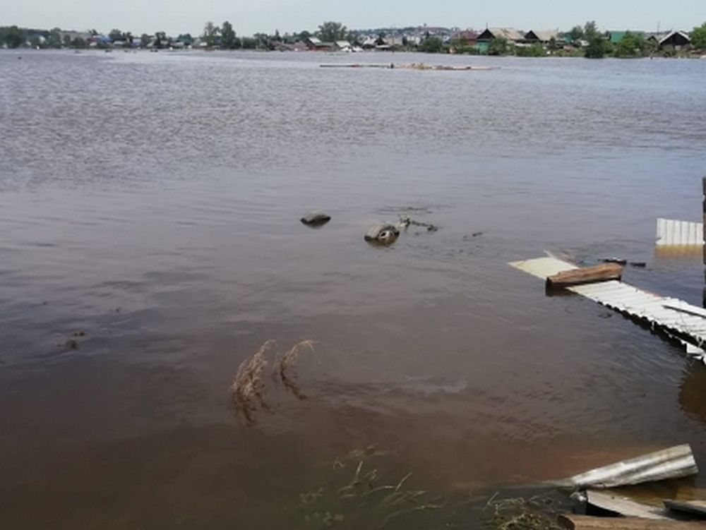 Мутко доложил Путину о ходе работ по ликвидации последствий паводка в Иркутской области