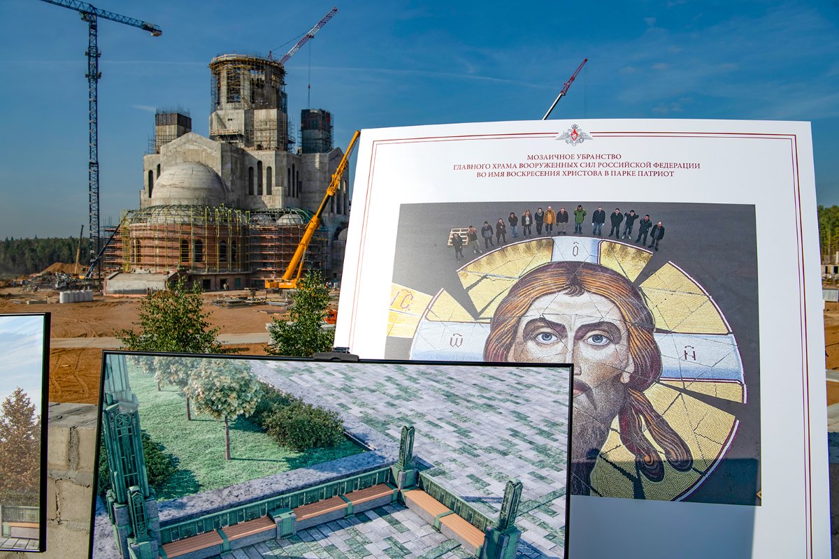 Почти 300 адресов вошли в программу строительства православных храмов в Москве