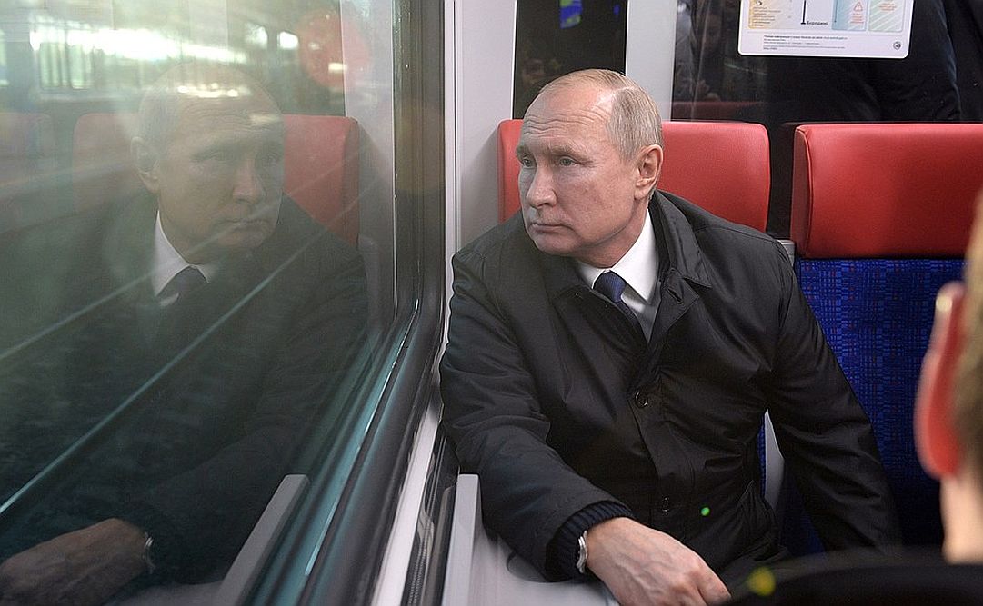 Путин открыл движение по Московским центральным диаметрам