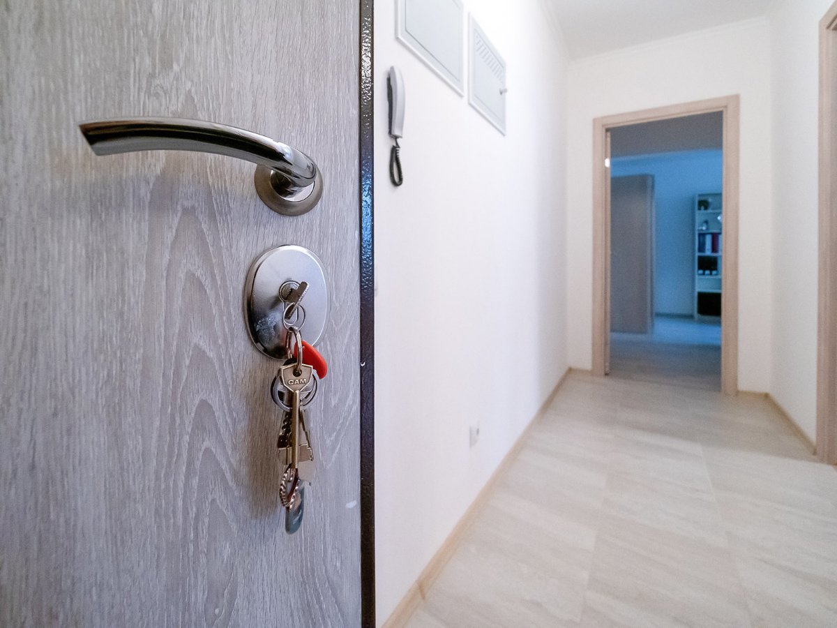 Сдача квартиры посуточно не может автоматически приравниваться к гостиничным услугам - КС РФ