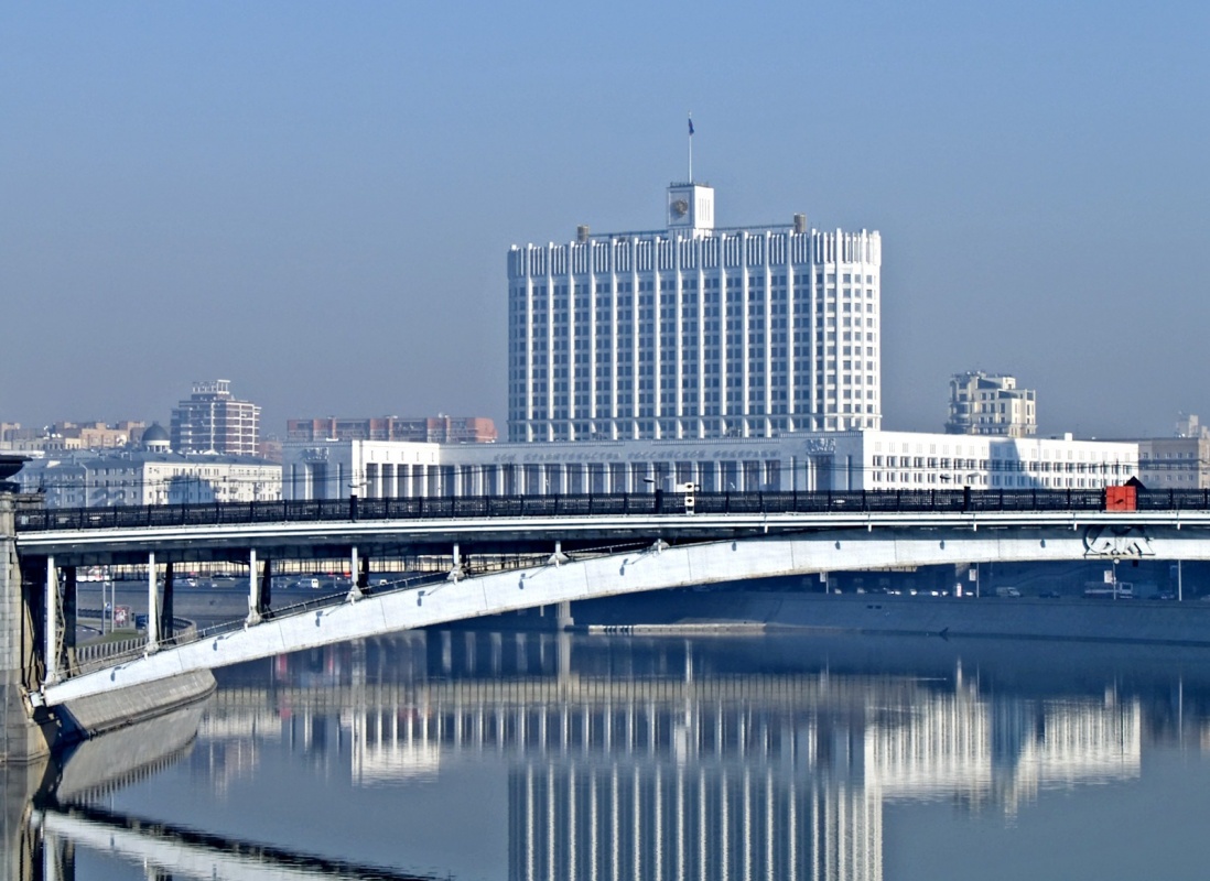 Правительство РФ утвердило пятилетнюю госпрограмму "Строительство"