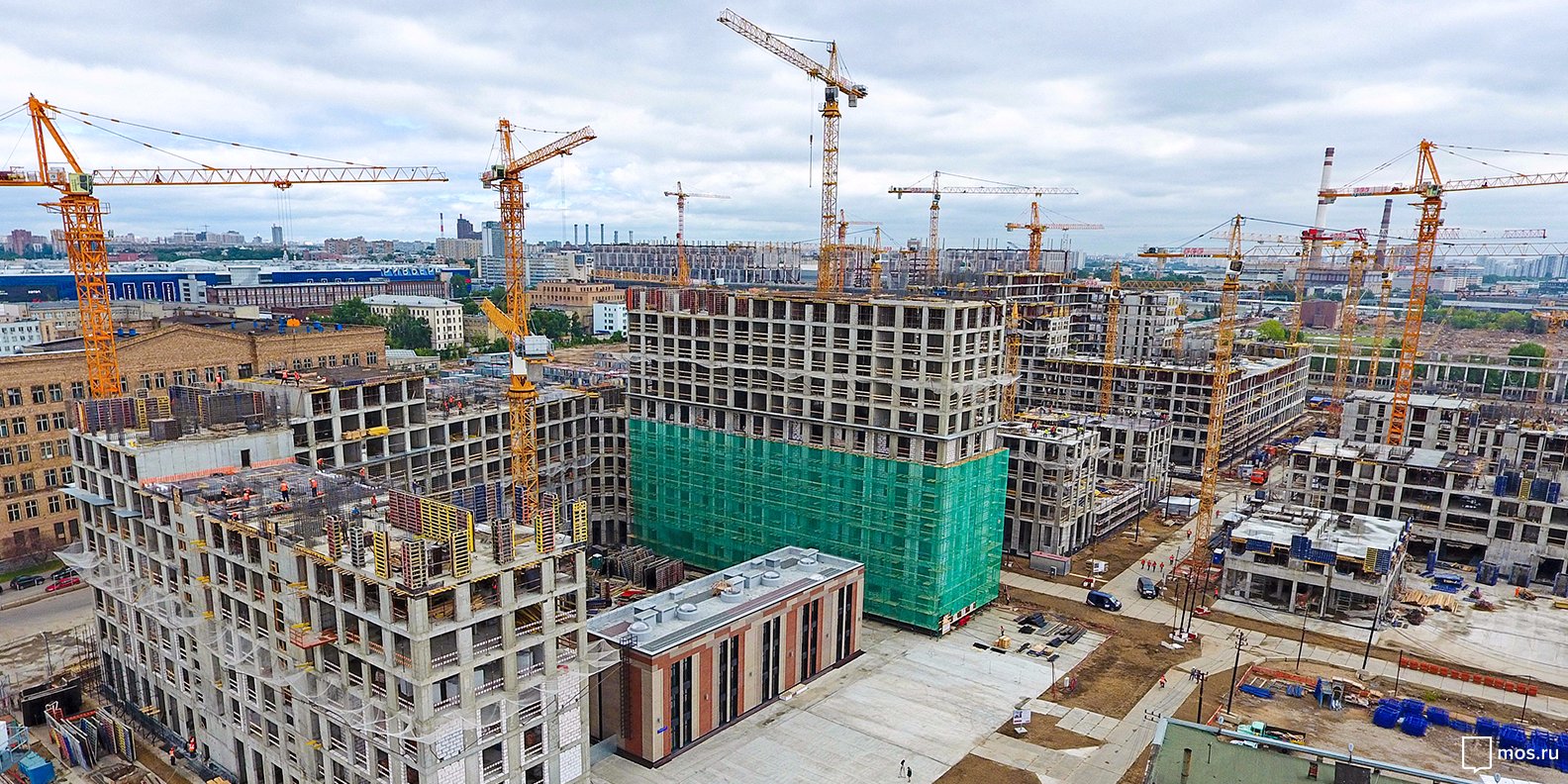Уже 75% нового жилья в России строят с использованием проектного финансирования