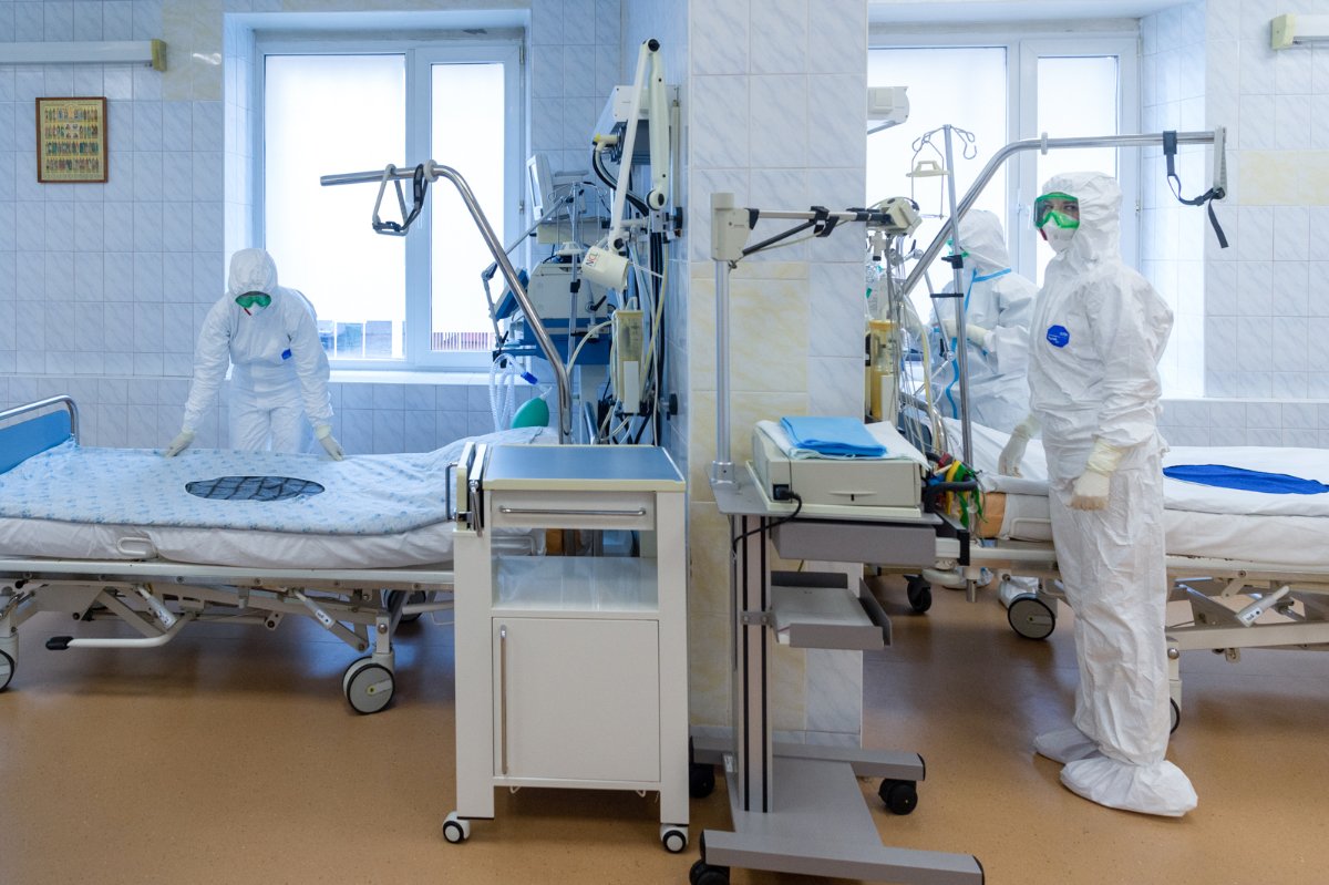 Собянин предупредил регионы о возможной нехватке мест в больницах