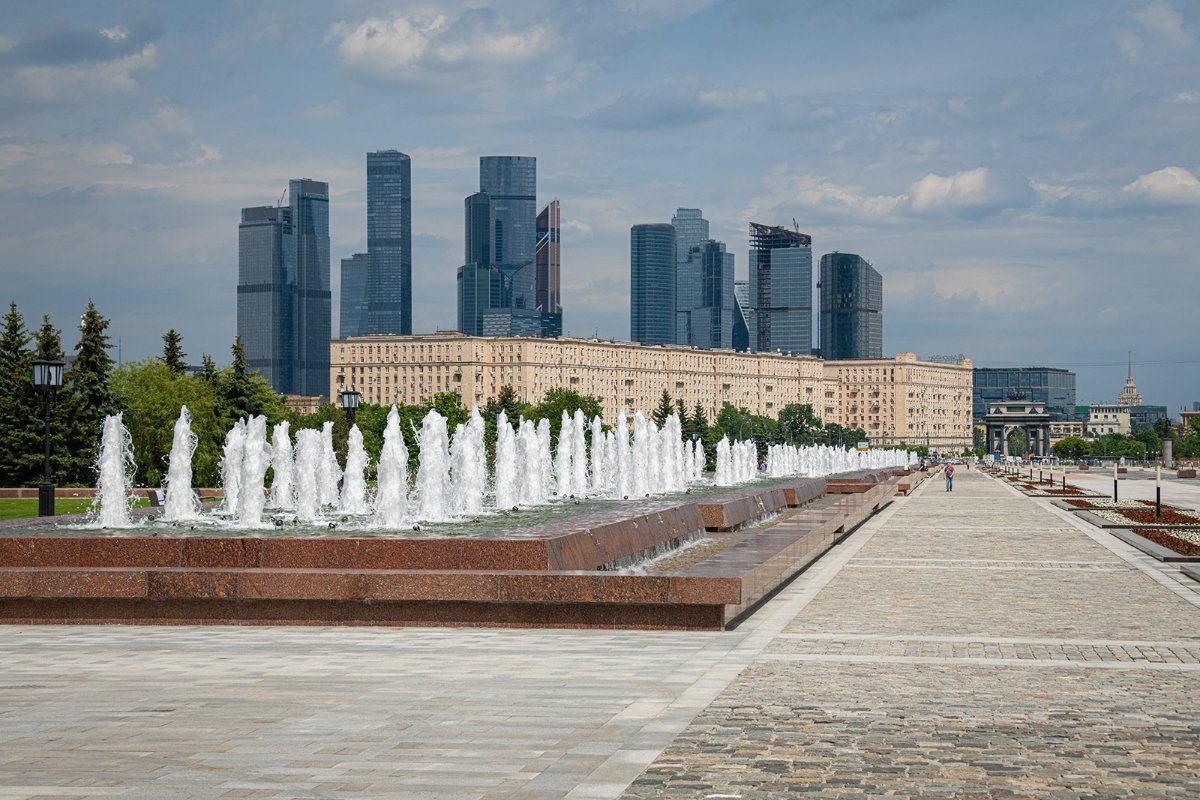Собянин открыл городской сезон фонтанов