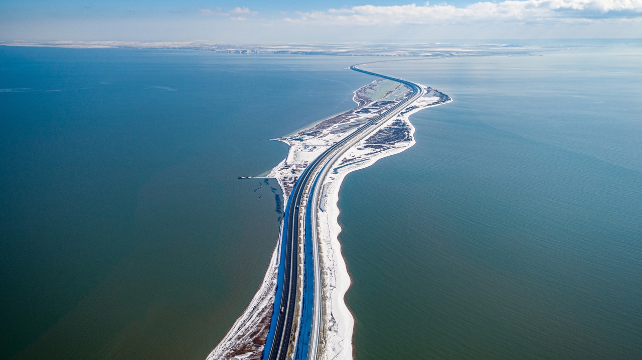 Крымский мост открыт для движения автомобилей на 18 дней раньше плана - Хуснуллин