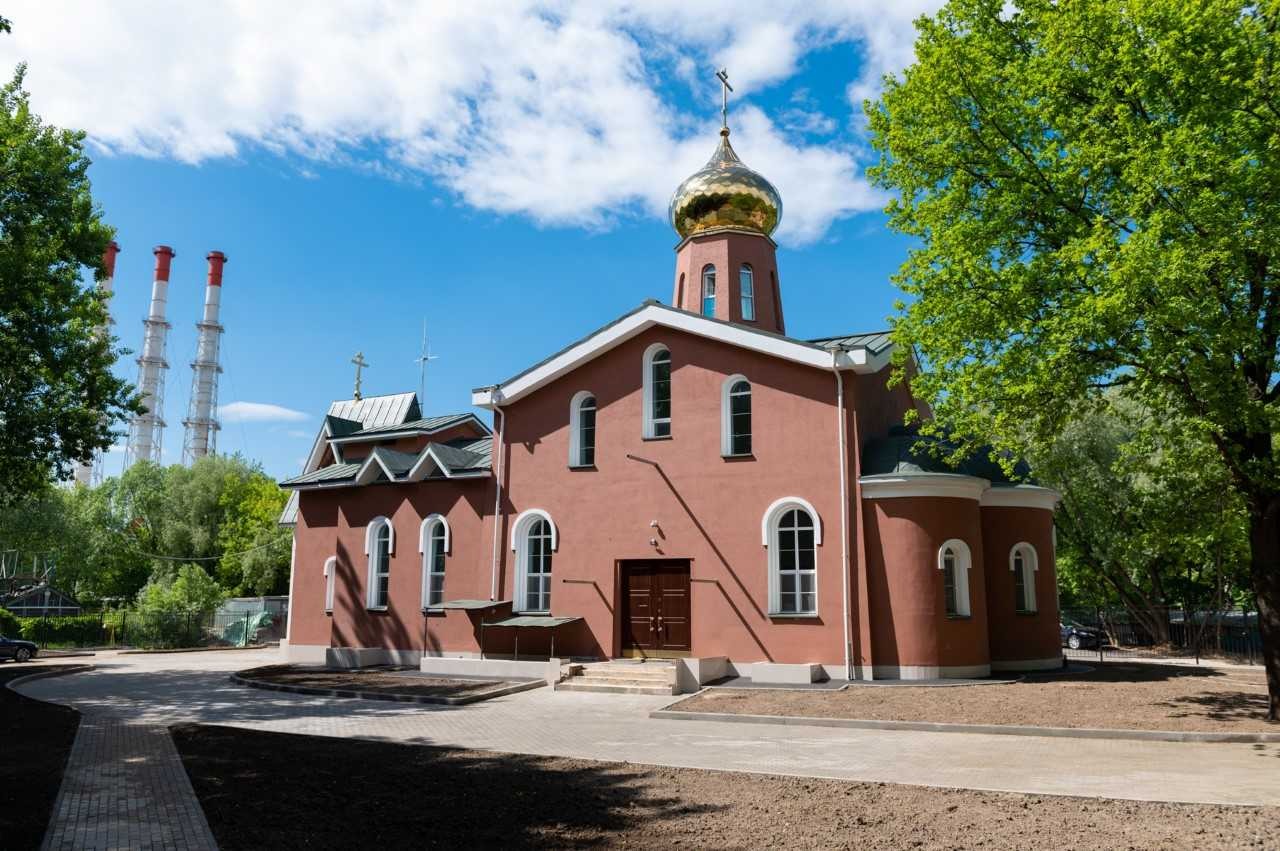 Ресин сообщил о планах построить в Москве более 500 православных церквей