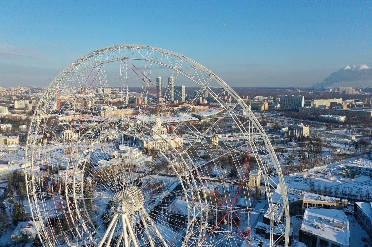Самое высокое в Европе колесо обозрения "Солнце Москвы" украсят художественной подсветкой