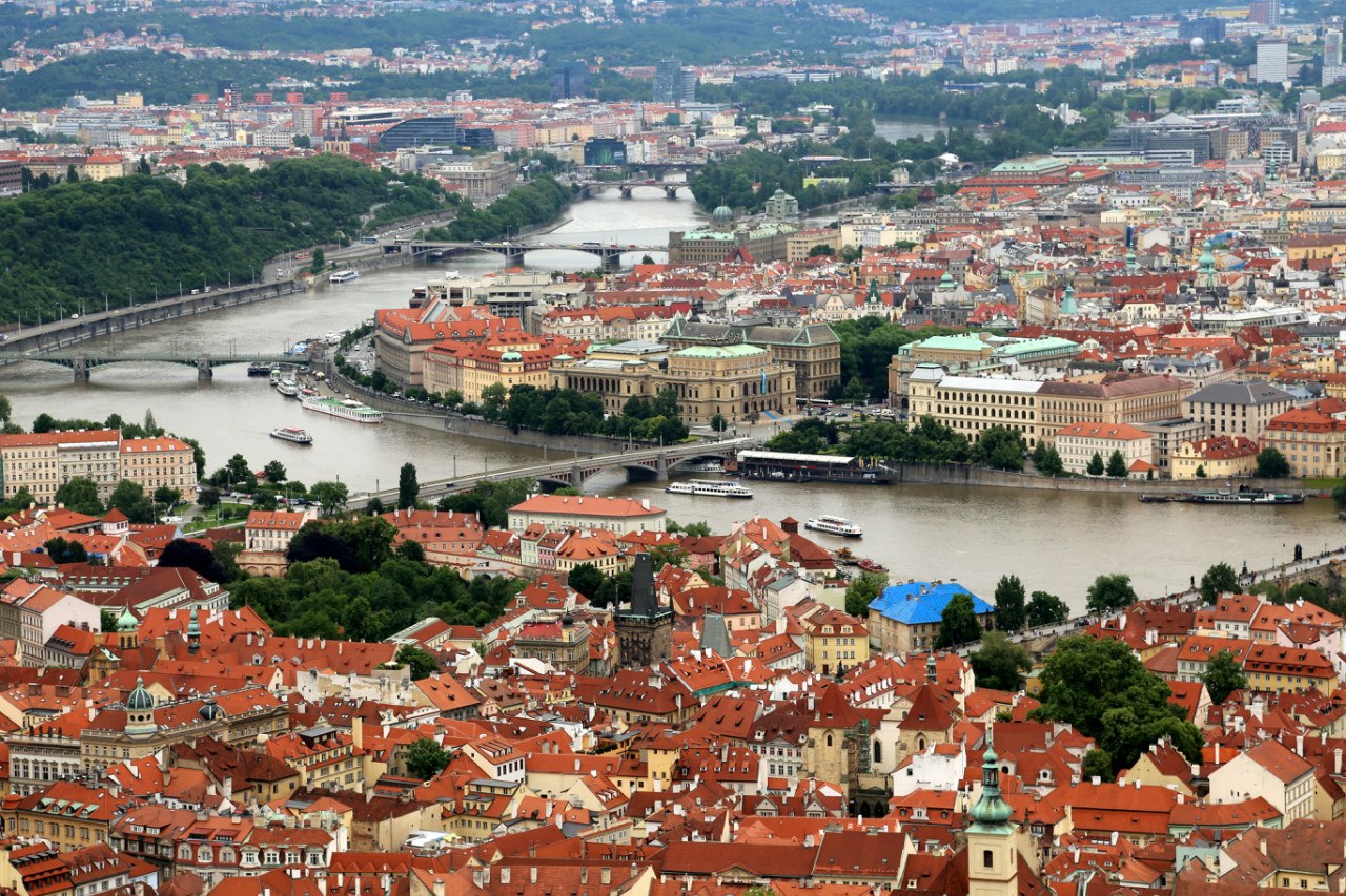Чехия приняла в 2017 году более полумиллиона туристов из России