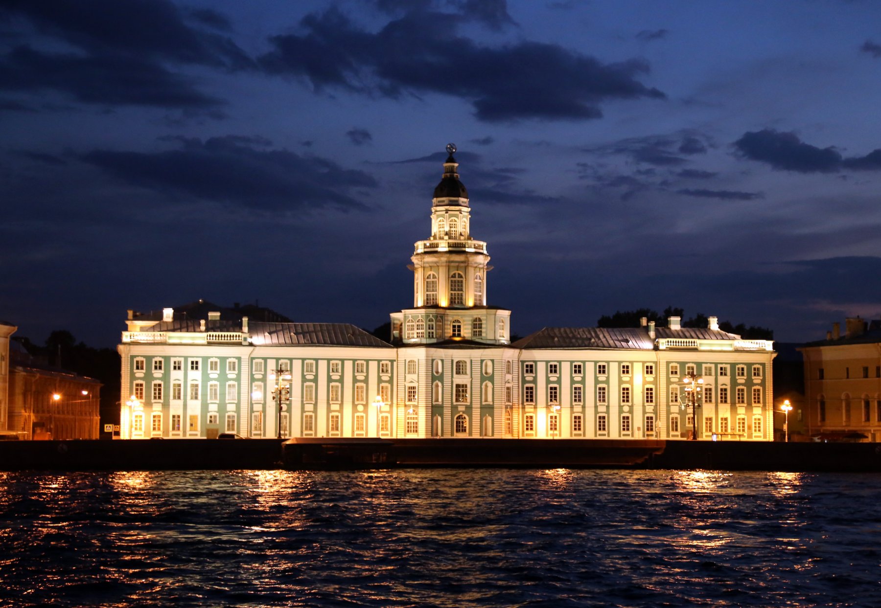 Петербург вошел в список лучших туристических направлений года по версии TripAdvisor