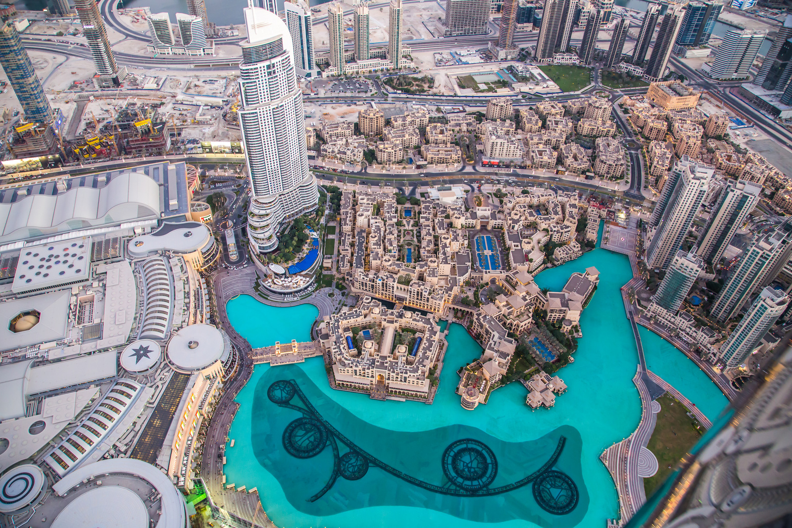 Почти 16 млн иностранных туристов посетили Дубай в 2017 году
