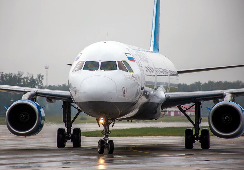 Ространснадзор приостановил полеты самолетов A321 компании "Когалымавиа"