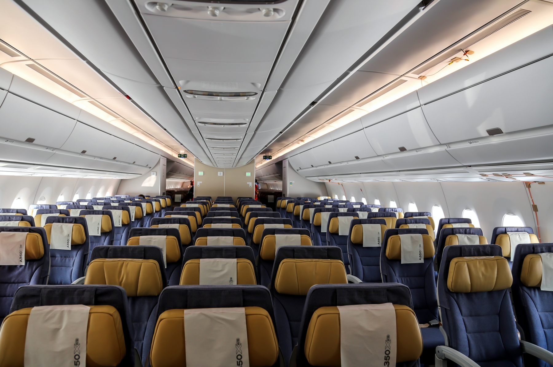 Как выбрать самые удобные места в самолете