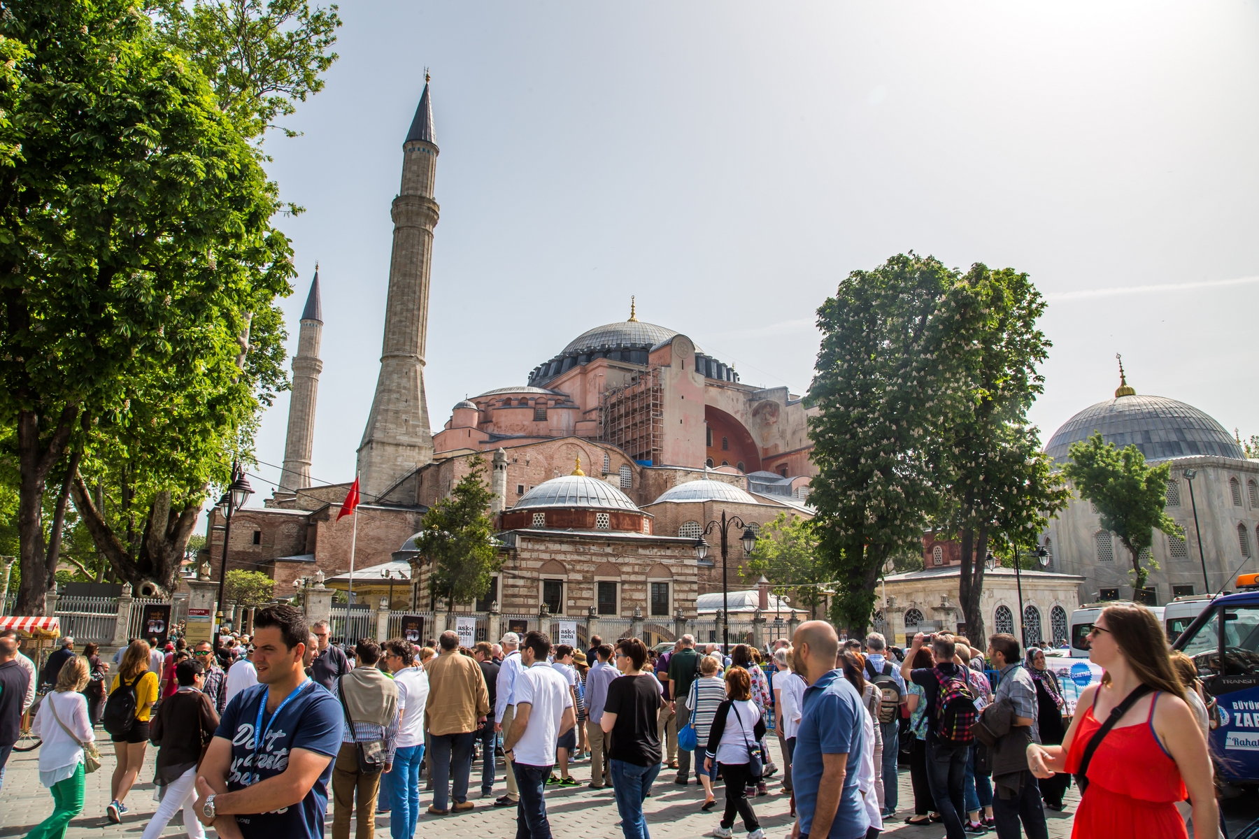 Американских туристов предупредили об угрозе терактов в Стамбуле и Анталье