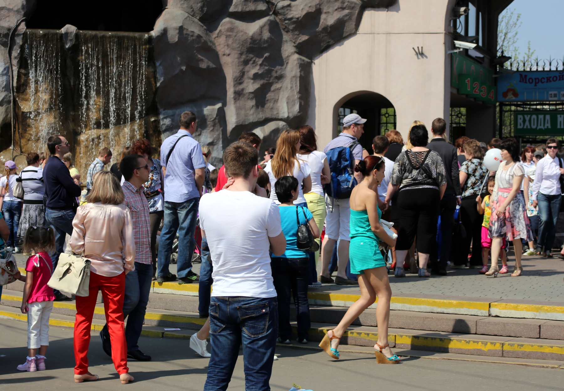 Новый вход в Московский зоопарк и обновленный пешеходный мост откроют в 2017 году