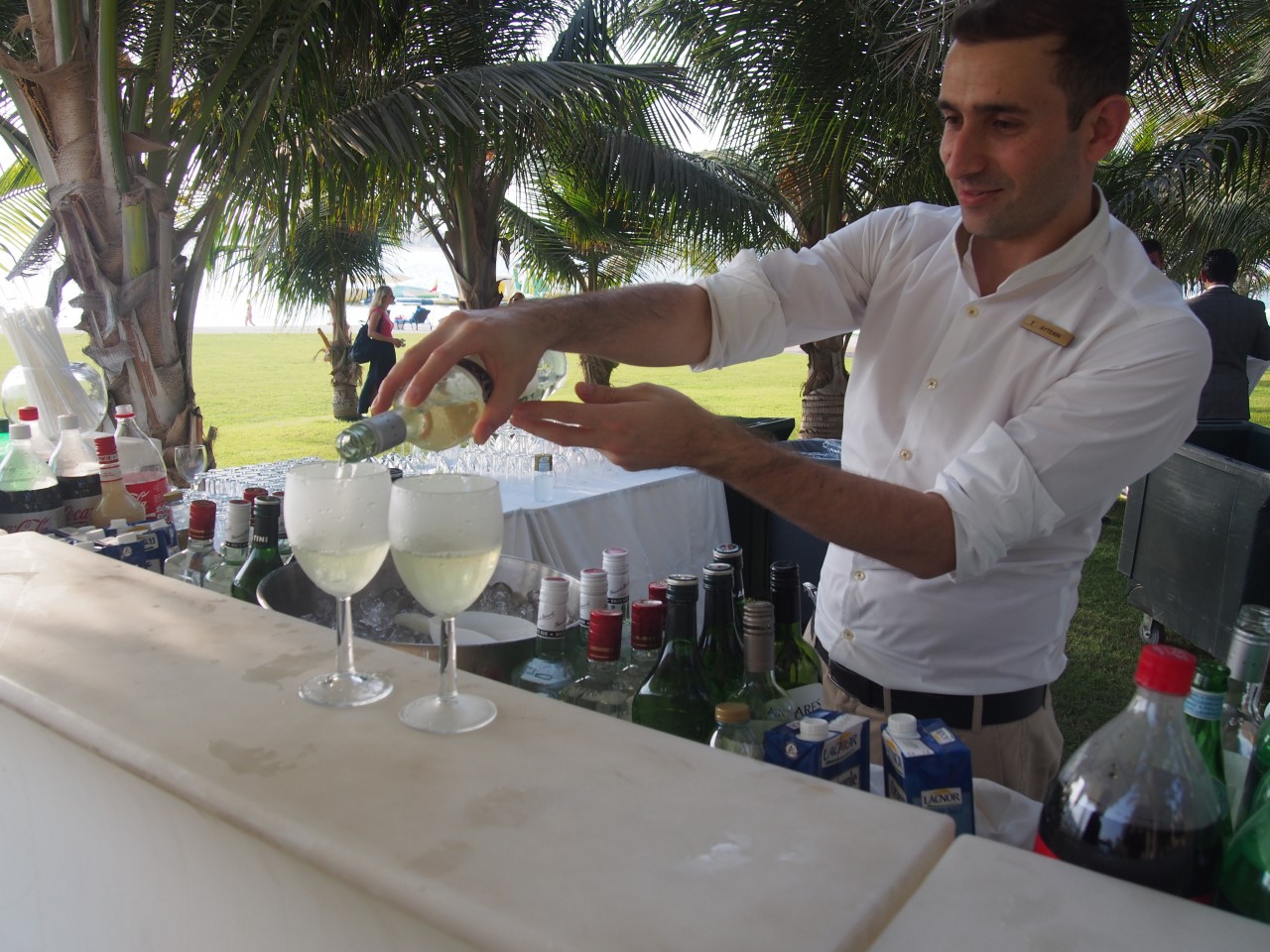Дубай ввел бесплатную 30-дневную лицензию на алкоголь для иностранных туристов
