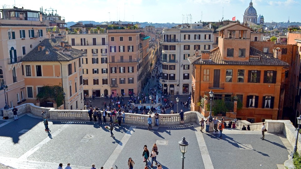 Туристам запретят посещать Рим за повторные нарушения правил поведения