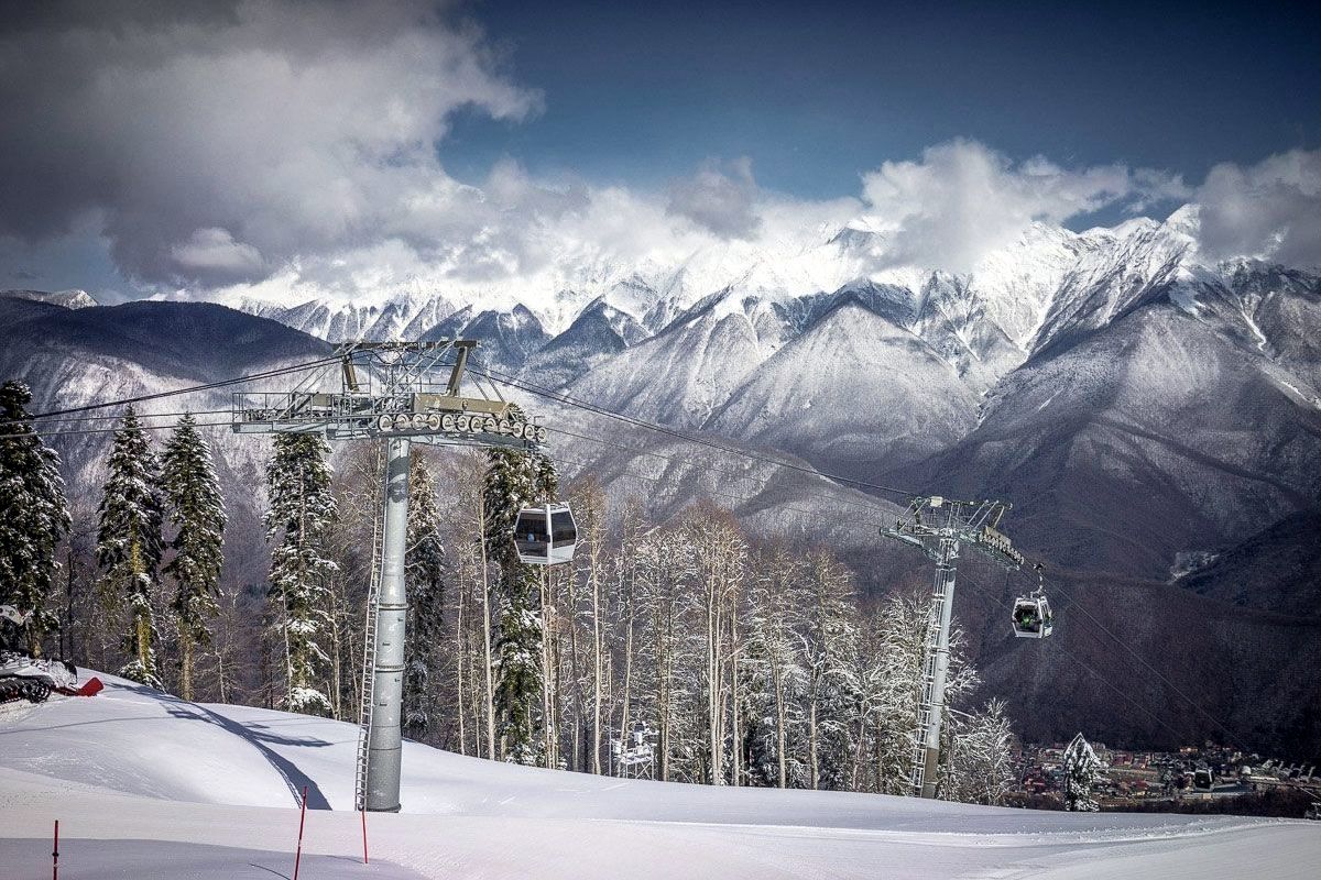 Мэр: отели на горнолыжных курортах Сочи на рождественские праздники будут полностью заполнены
