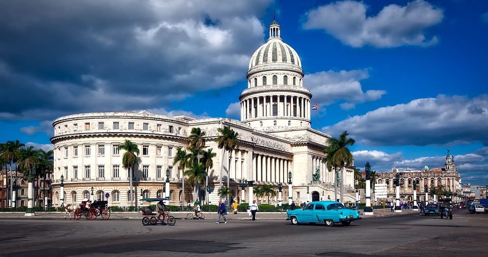 Куба ввела ограничения на перемещение туристов по стране