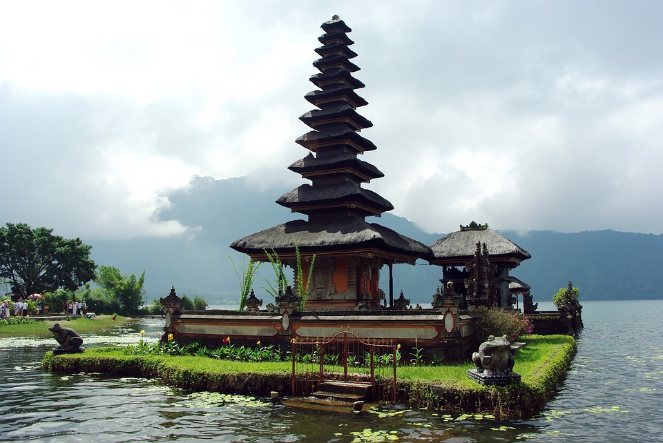 Туристам, застрявшим на Бали, предложат одну бесплатную ночь в отелях и скидку на последующие