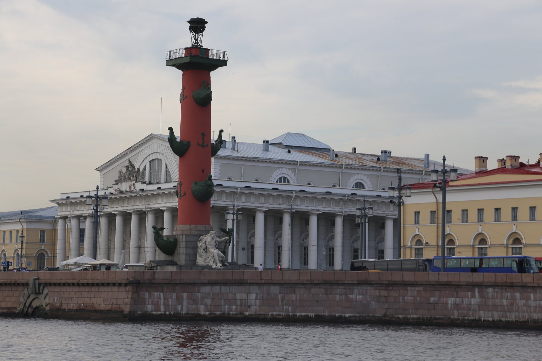 Музей геральдики в здании Биржи в Петербурге откроют в 2020-2021 годах