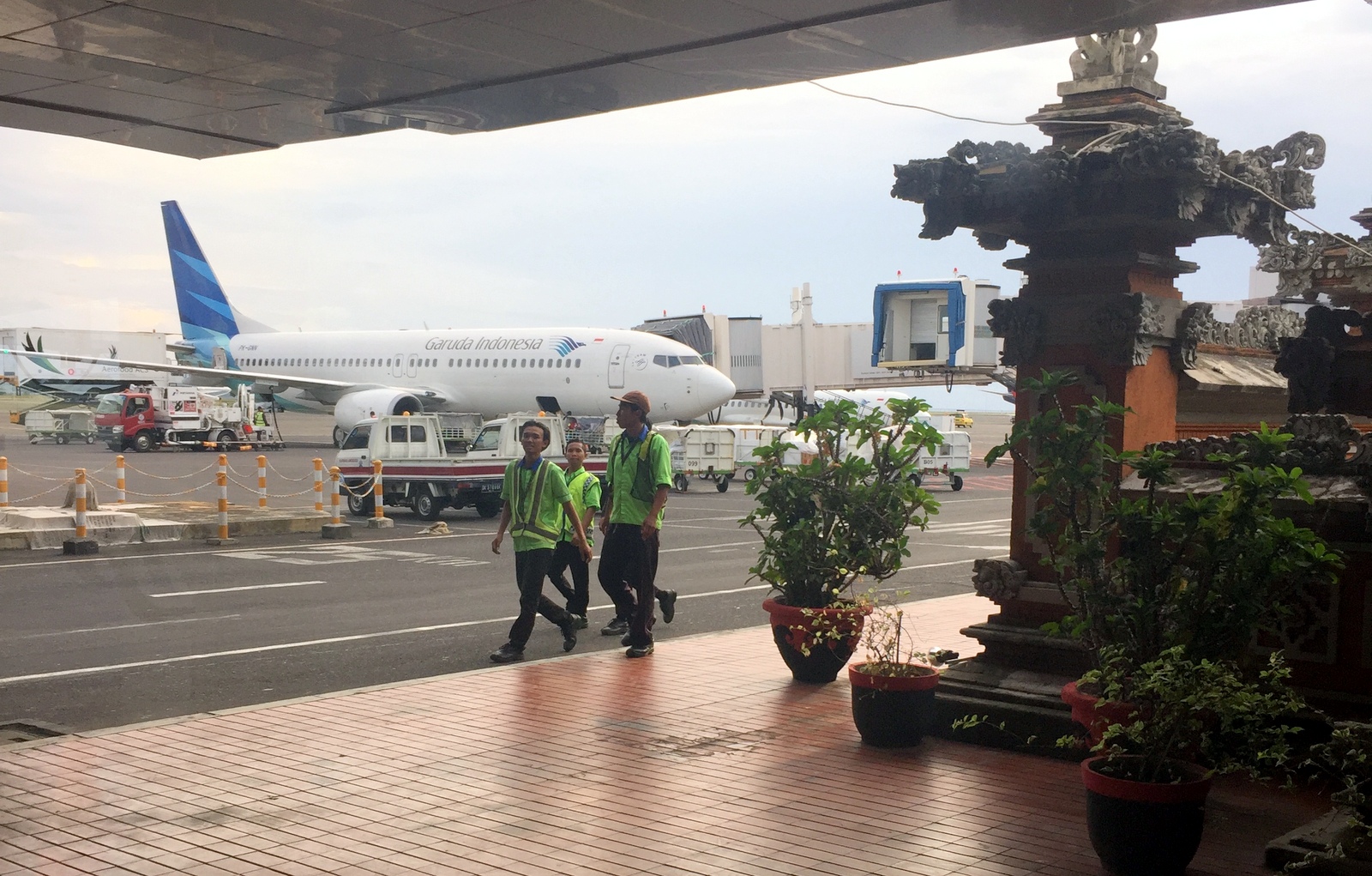 Международный аэропорт Бали возобновил работу после перерыва