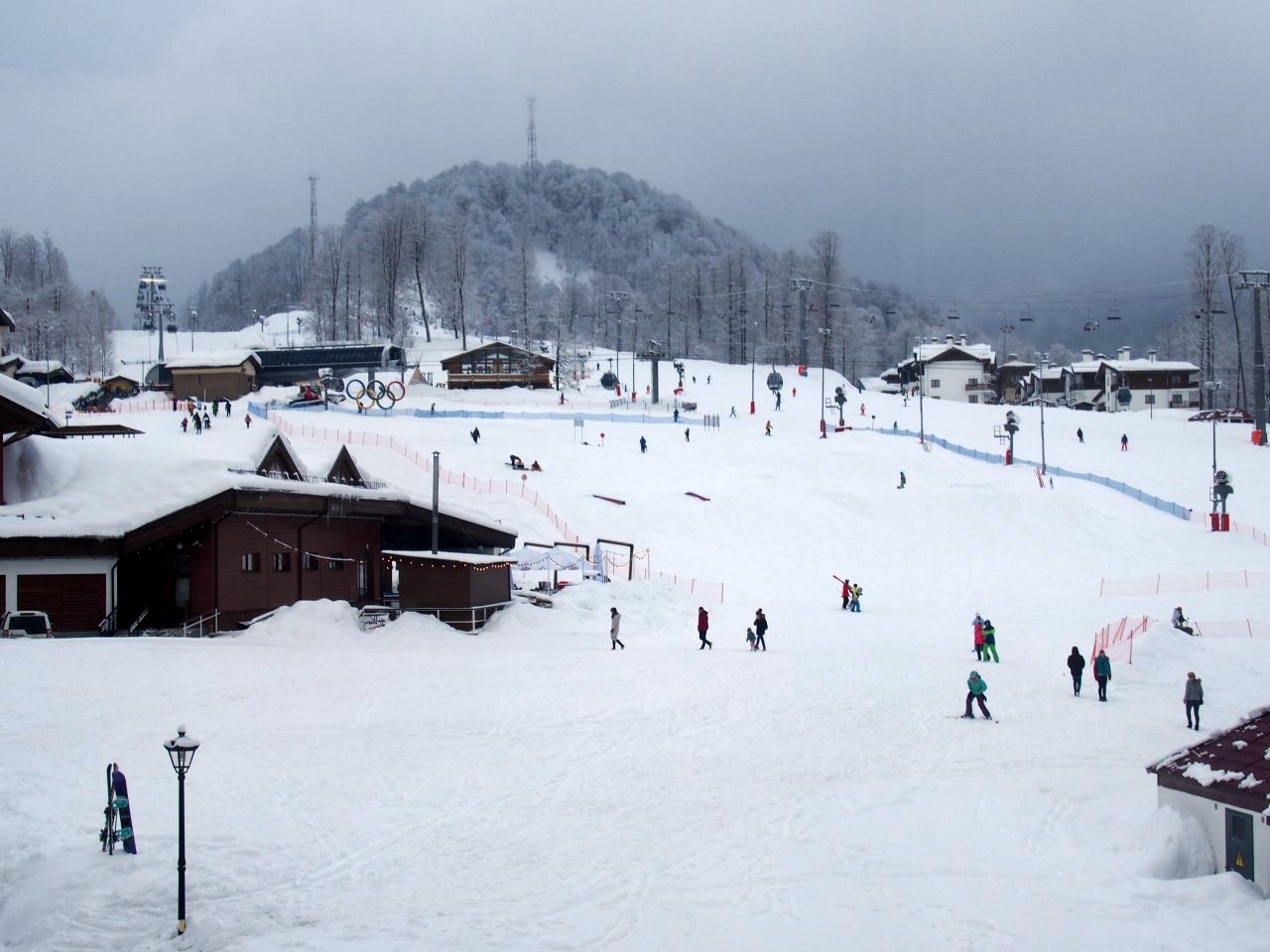 Снег, грозы и туман ожидаются в горах Сочи