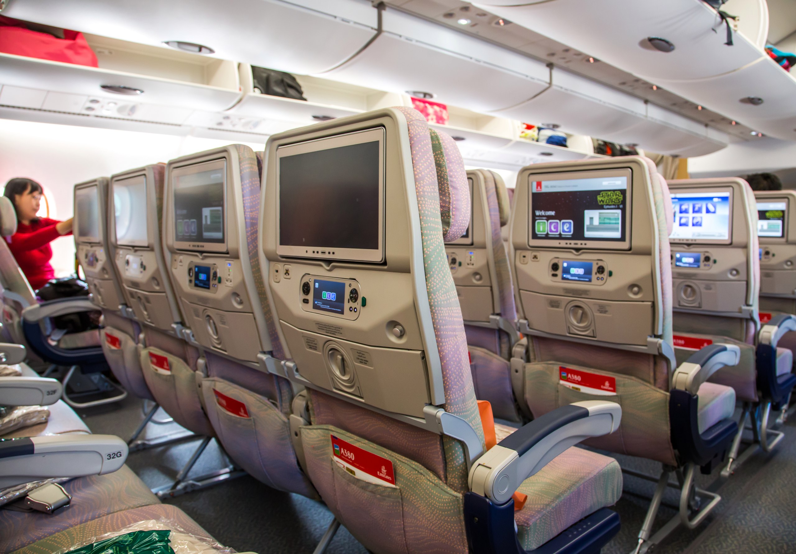 Авиакомпания Emirates повысила стоимость доступа к Wi-Fi на борту
