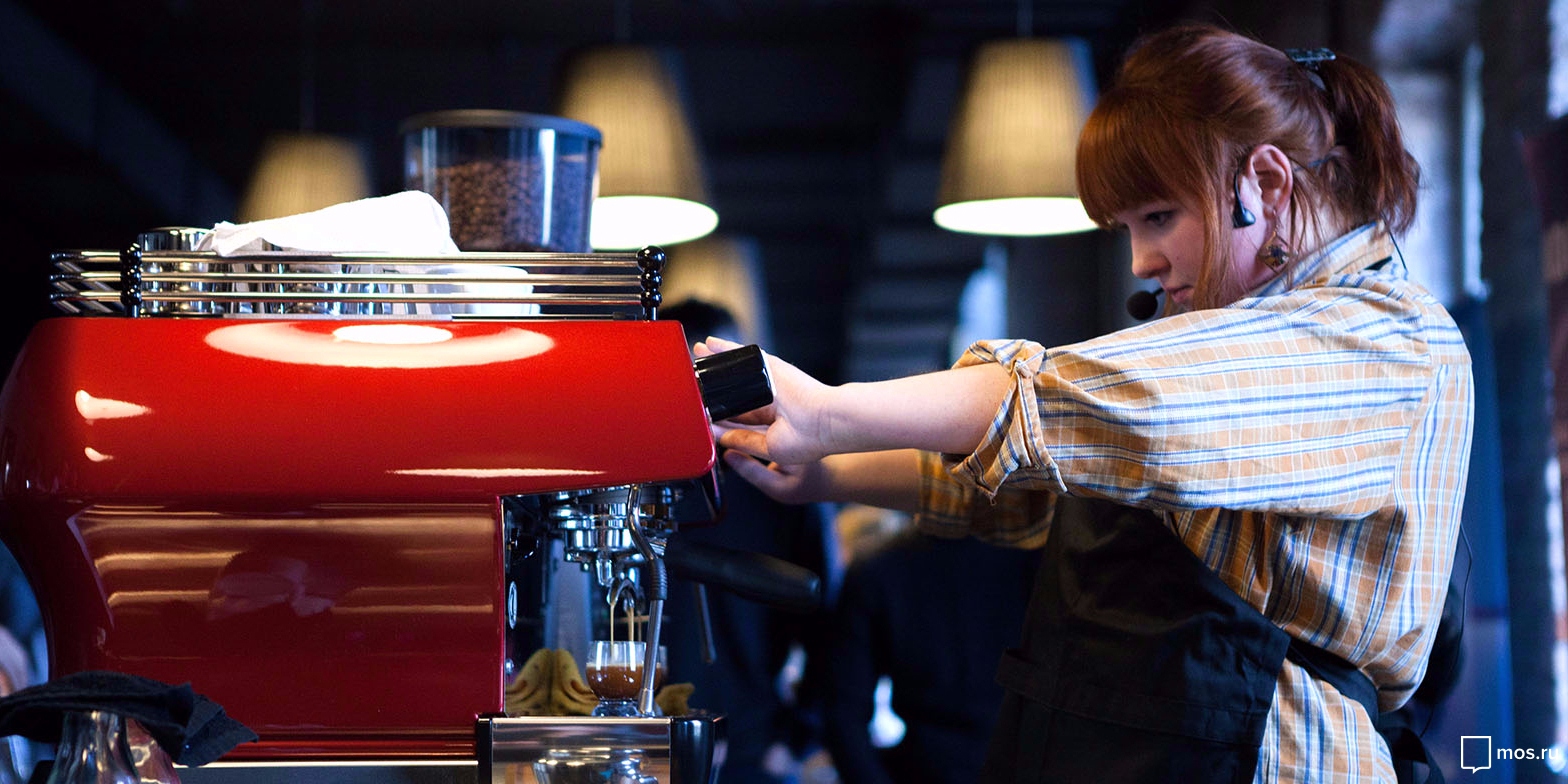 Выручка ресторанов и кафе в Москве выросла почти на 65% за год