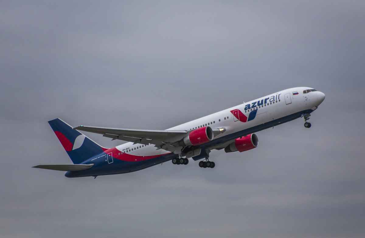 AZUR air после инцидента в Барнауле проводит техосмотр своих Boeing 767