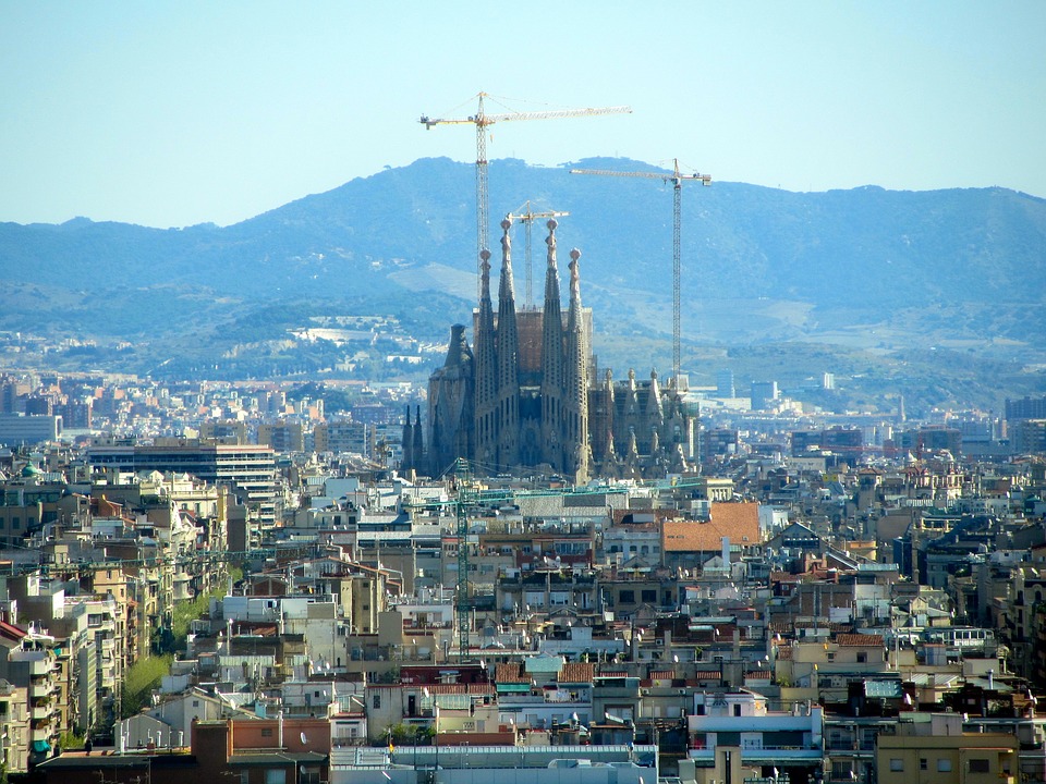 Собор Саграда-Фамилия выплатит Барселоне 36 млн евро за 133 года строительства без разрешения