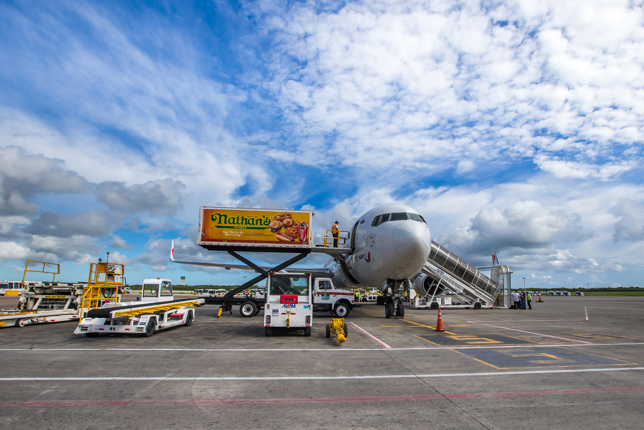 AZUR air открыла регулярный рейс в Доминикану
