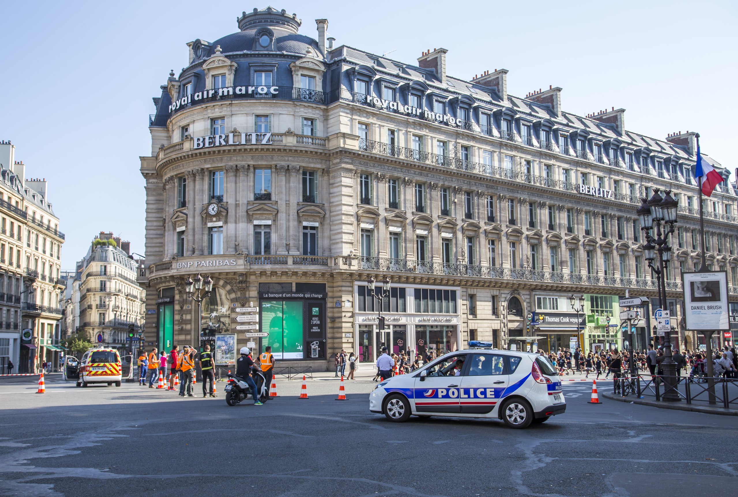 РСТ: российские туристы не обратили внимания на теракт в Париже
