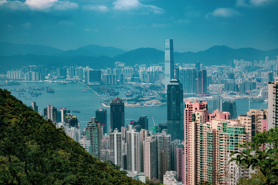 Гонконг признан самым дорогим городом мира для проживания