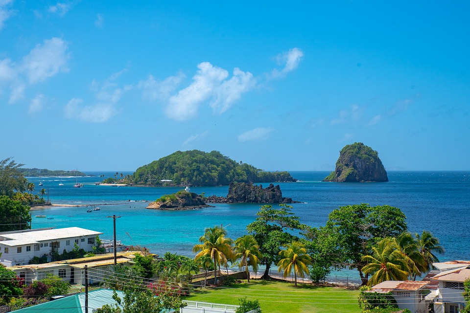 Россияне смогут без виз посещать карибские острова Сент-Винсент и Гренадины, а также Доминику