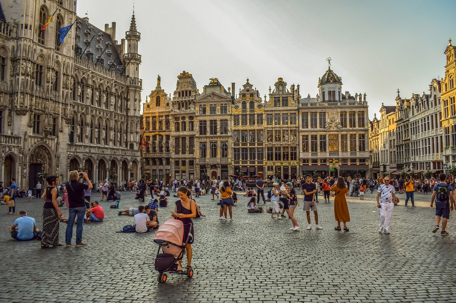Власти Бельгии запретили туристические поездки