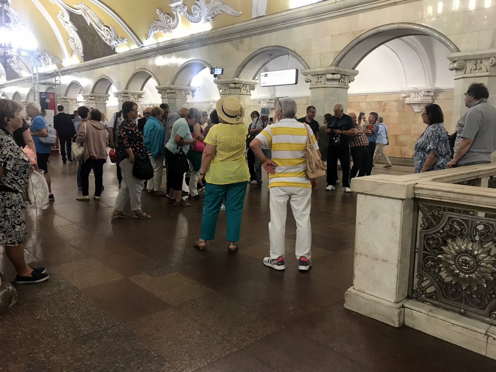 Более 250 экскурсий провели по московскому метро с начала года