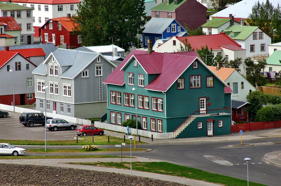 Отели Исландии снижают цены до 30% из-за спада турпотока