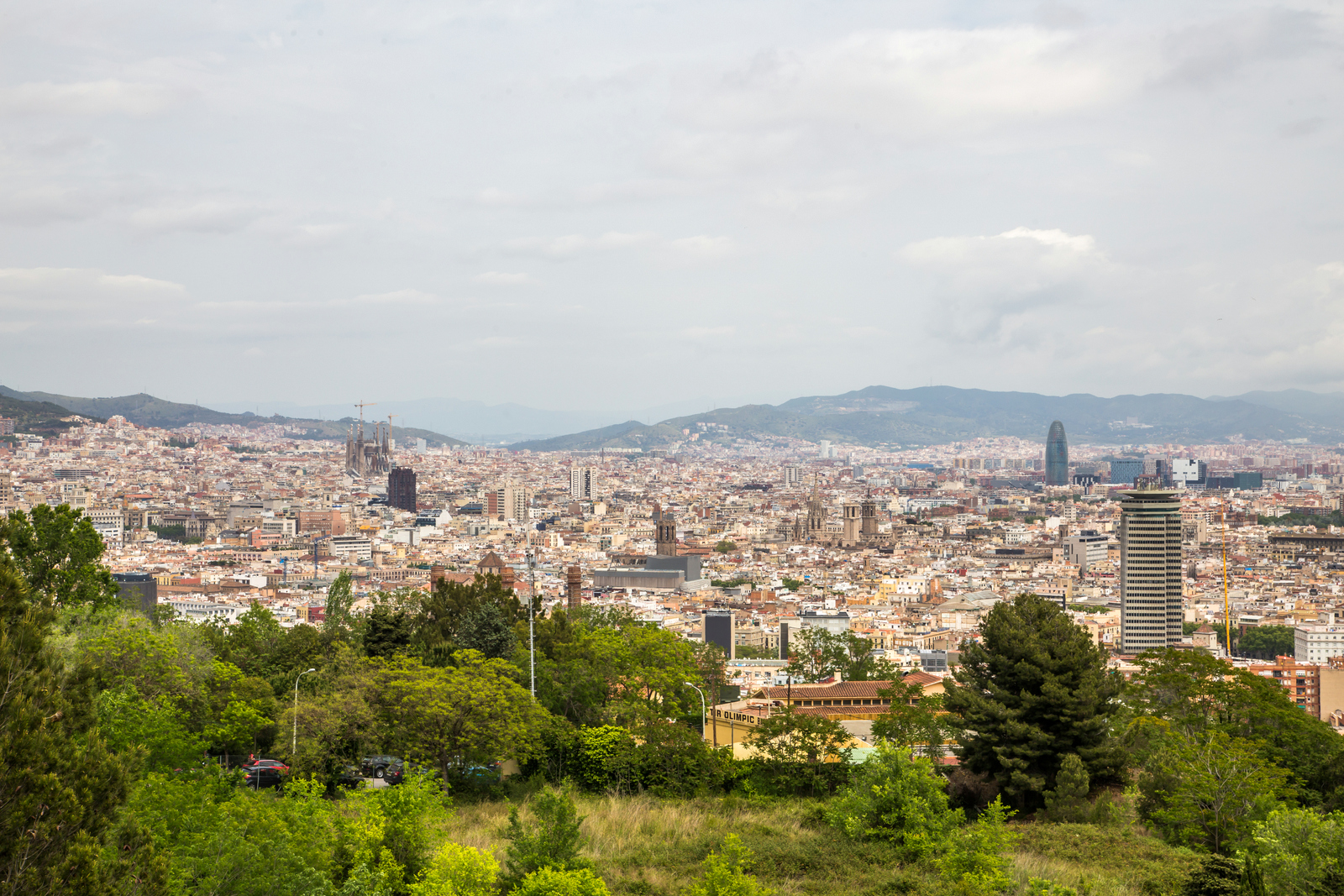 Барселона признана лучшим городом мира для работы во время отпуска