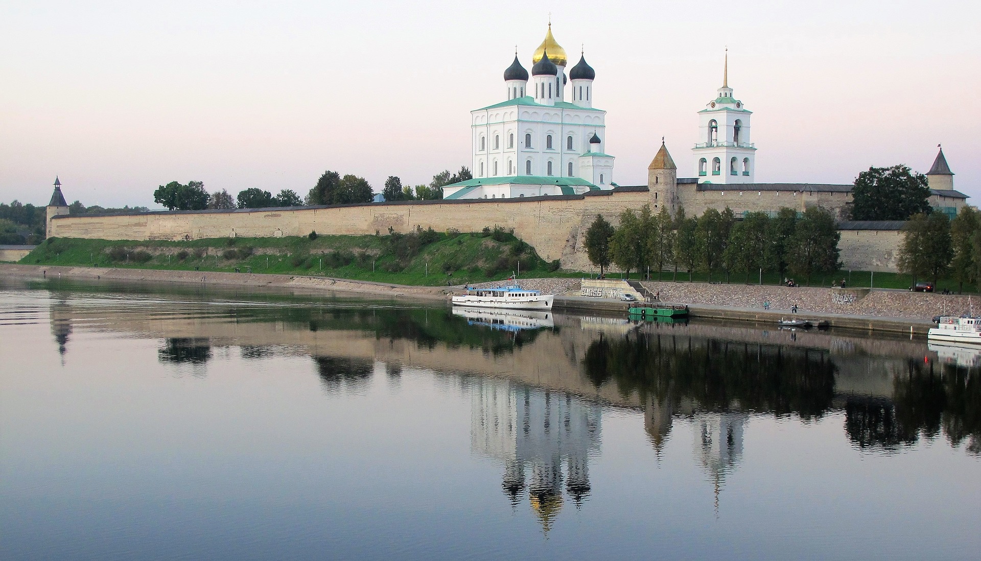 Более 300 тысяч туристов посетили Псковскую область в 2021 году