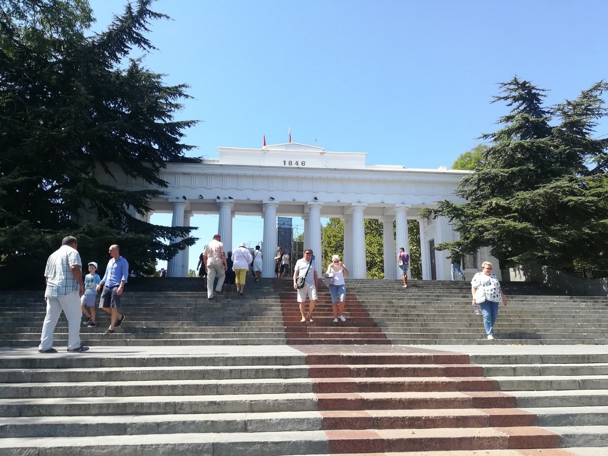 Севастополь рассчитывает принять в этом году рекордные 600 тысяч туристов