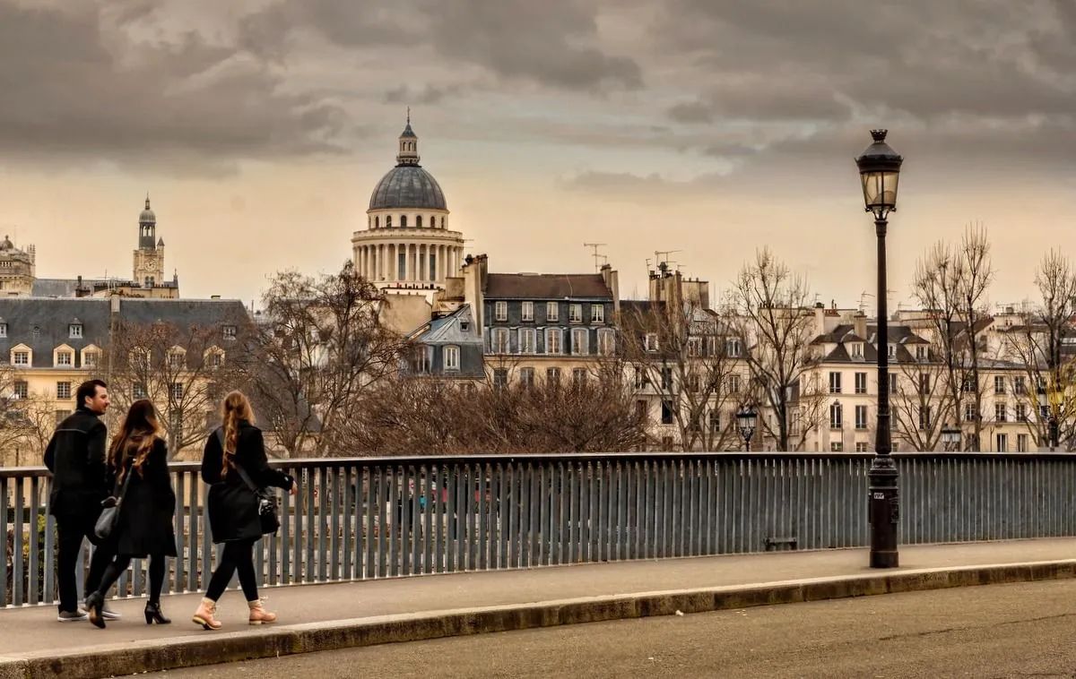 Картинки с парижских выставок