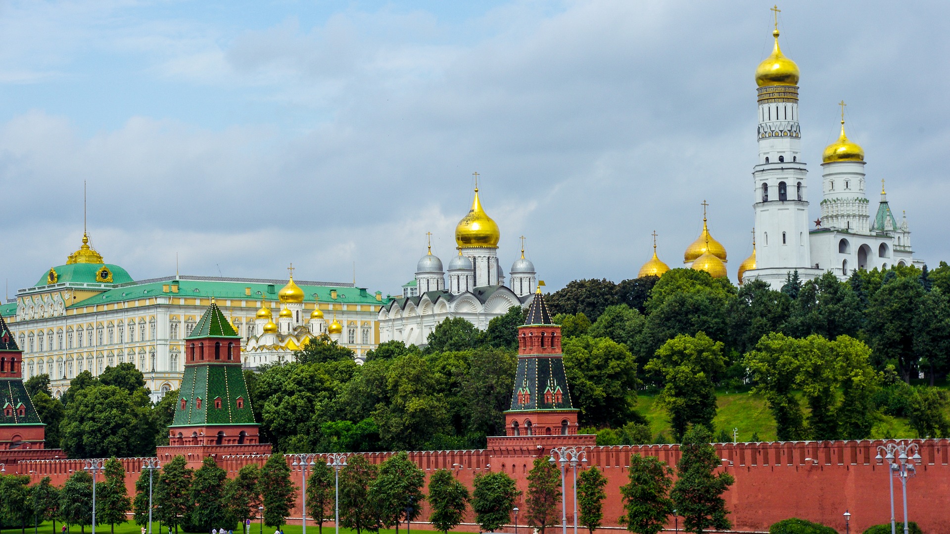 Музеи Московского Кремля не будут проводить выставки в Европе до снятия санкций с РФ