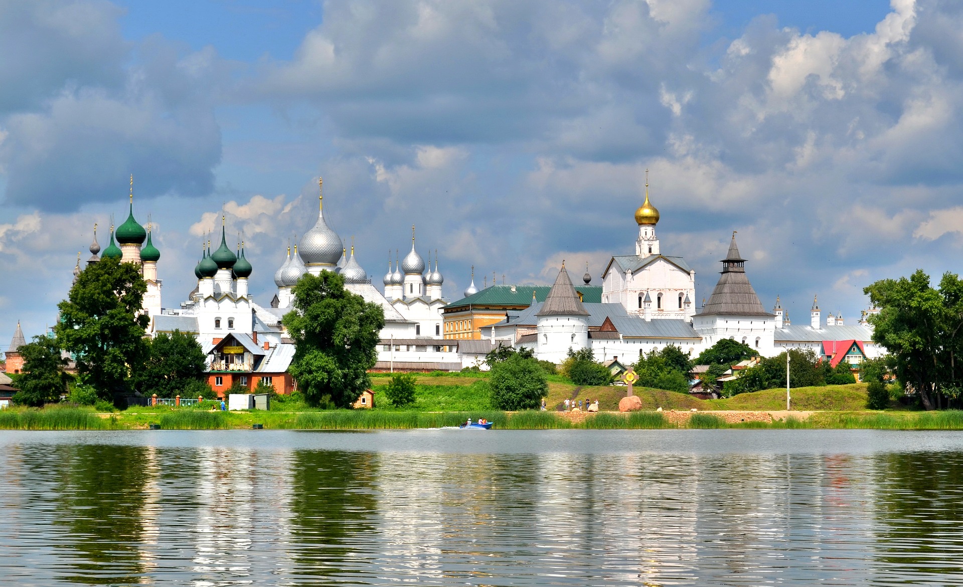 Более 3,5 тысяч поставщиков услуг примут участие в программе кэшбека за туры по России