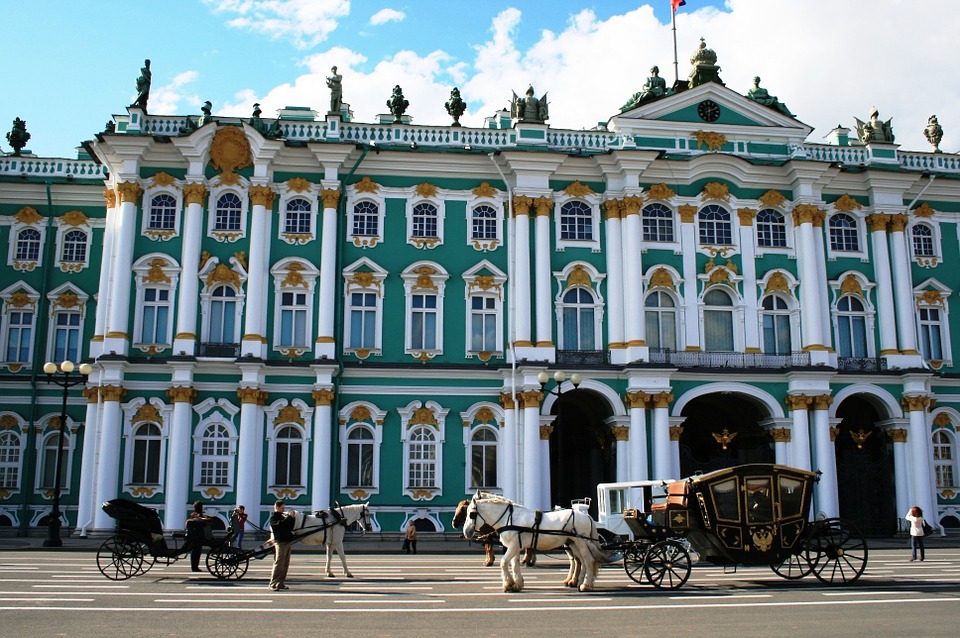 Зимний дворец в Петербурге вошел в топ-3 самых популярных дворцов мира