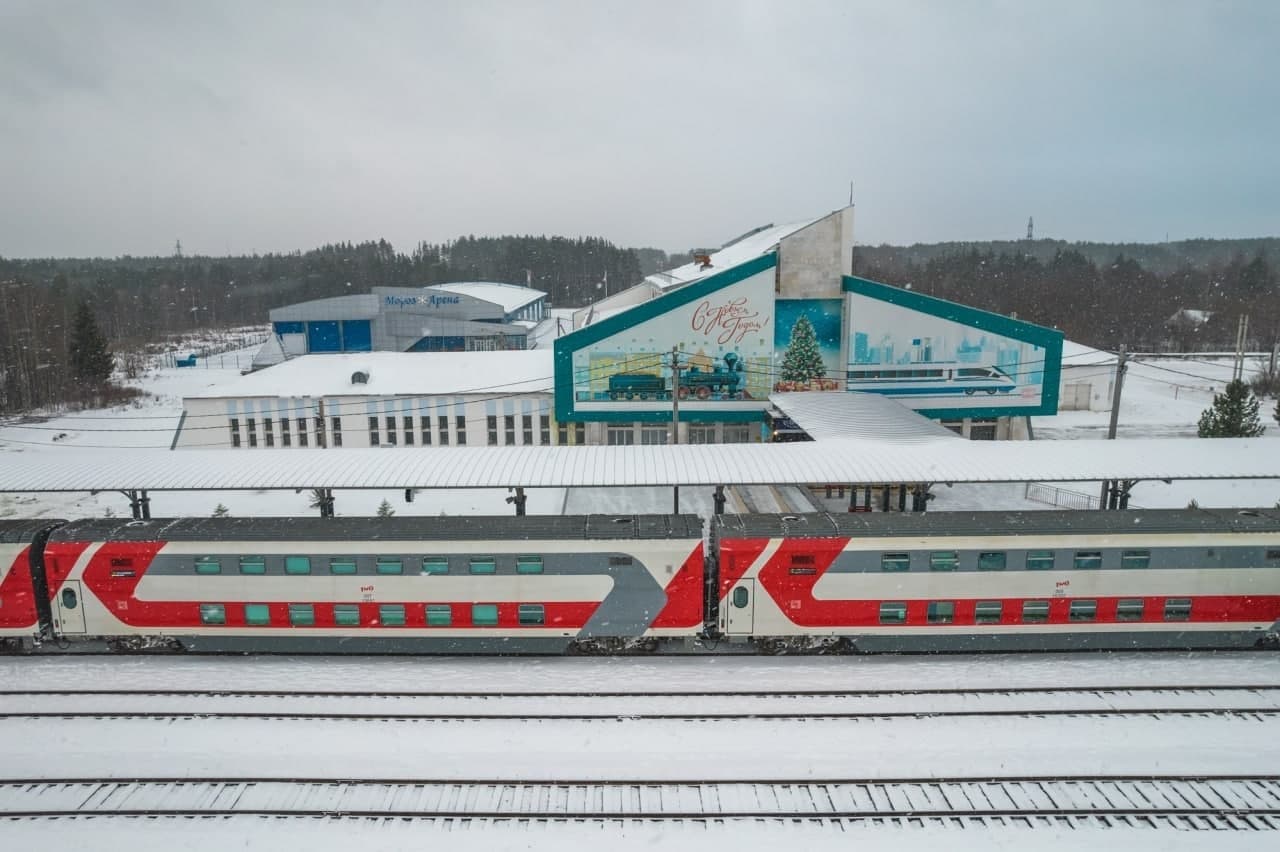 РЖД планируют назначить около 1 тыс. дополнительных поездов на новогодние праздники