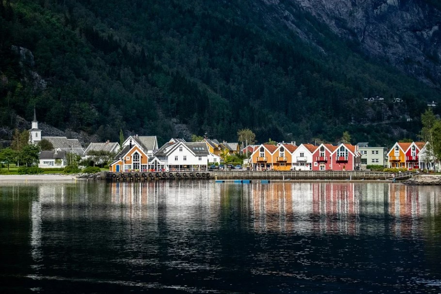 Норвегия с 26 января отменяет карантин для всех путешественников